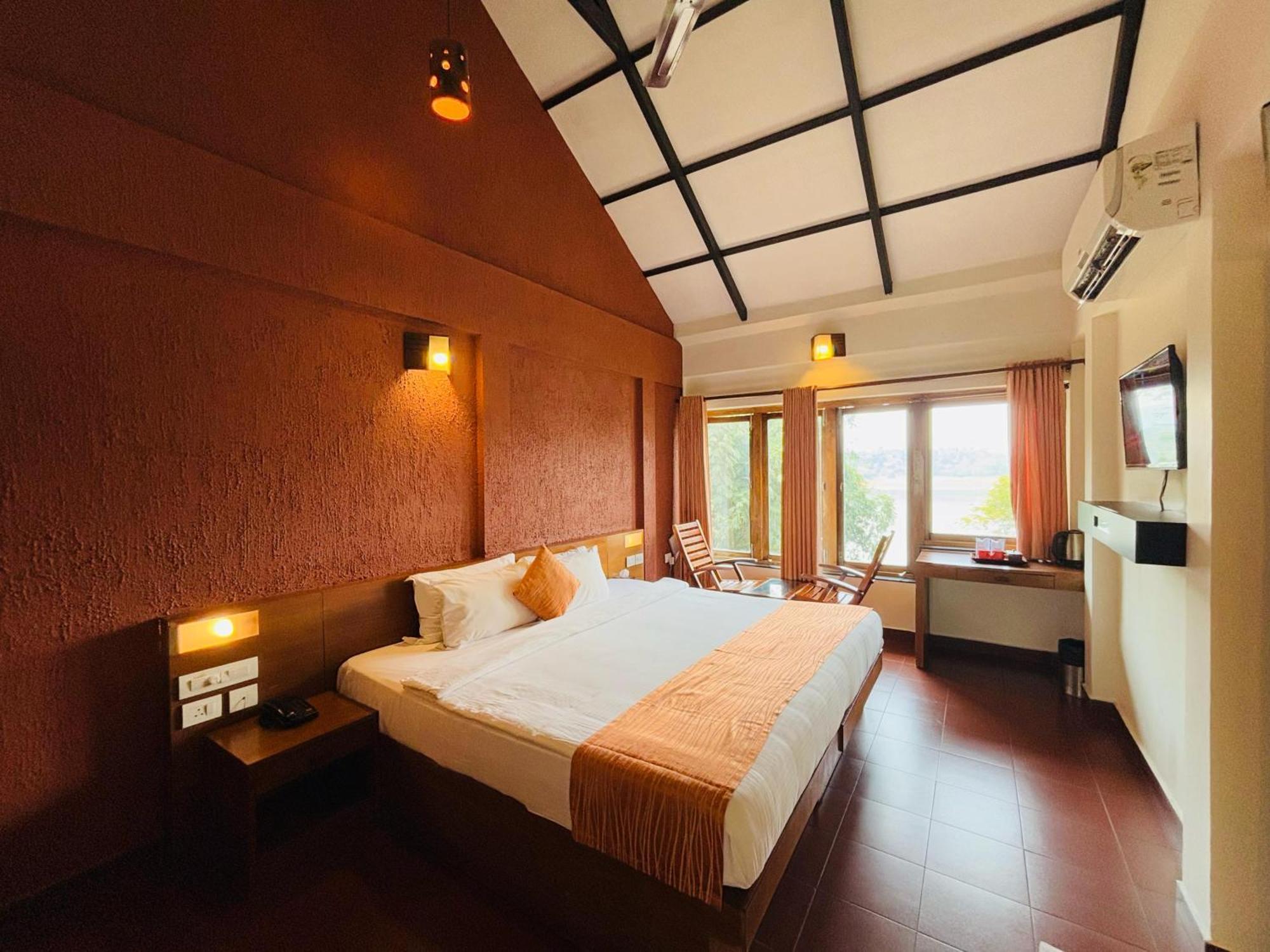Wayanad Silverwoods Forest Resort & Spa Padinjarathara Extérieur photo