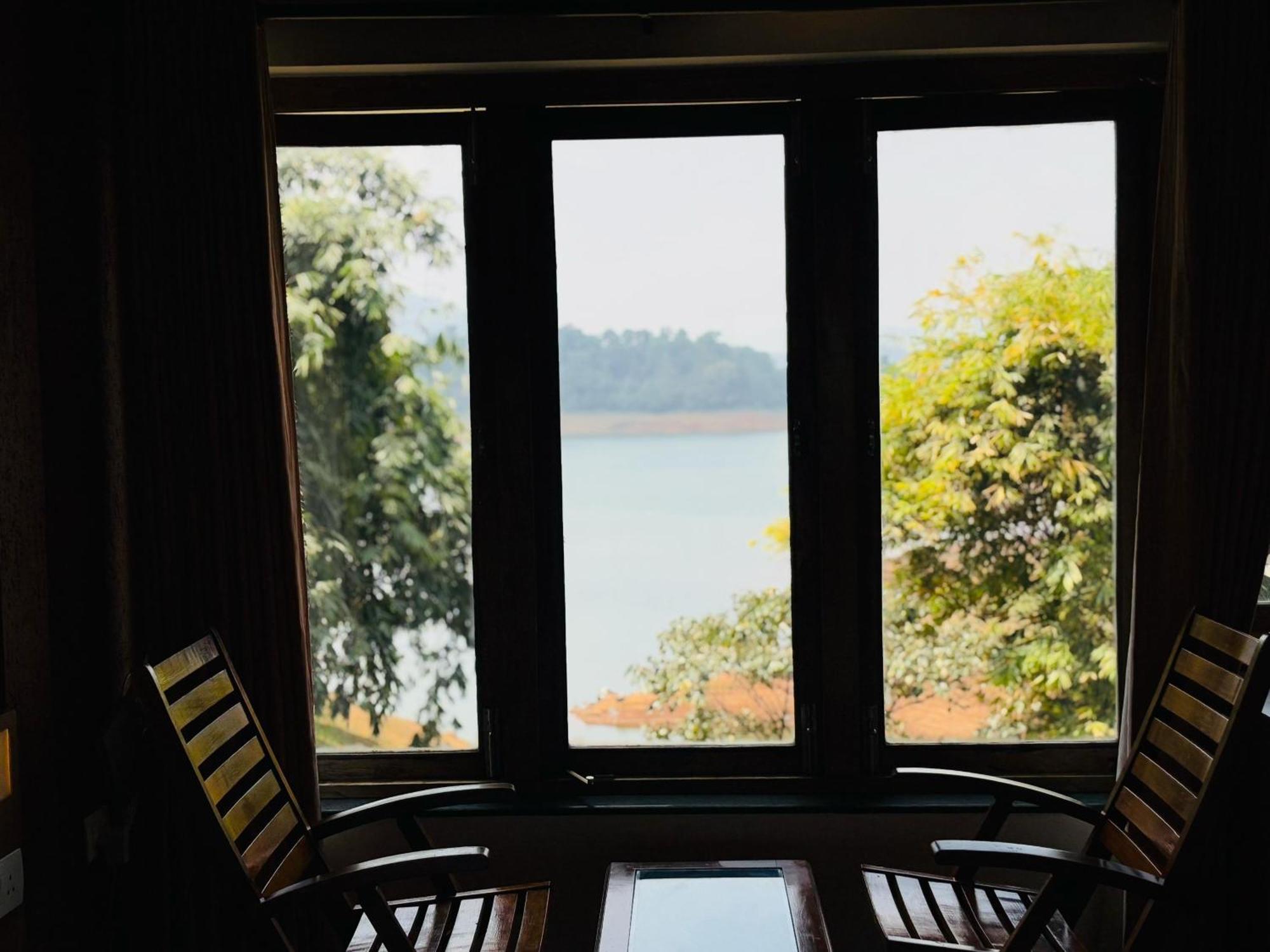 Wayanad Silverwoods Forest Resort & Spa Padinjarathara Extérieur photo