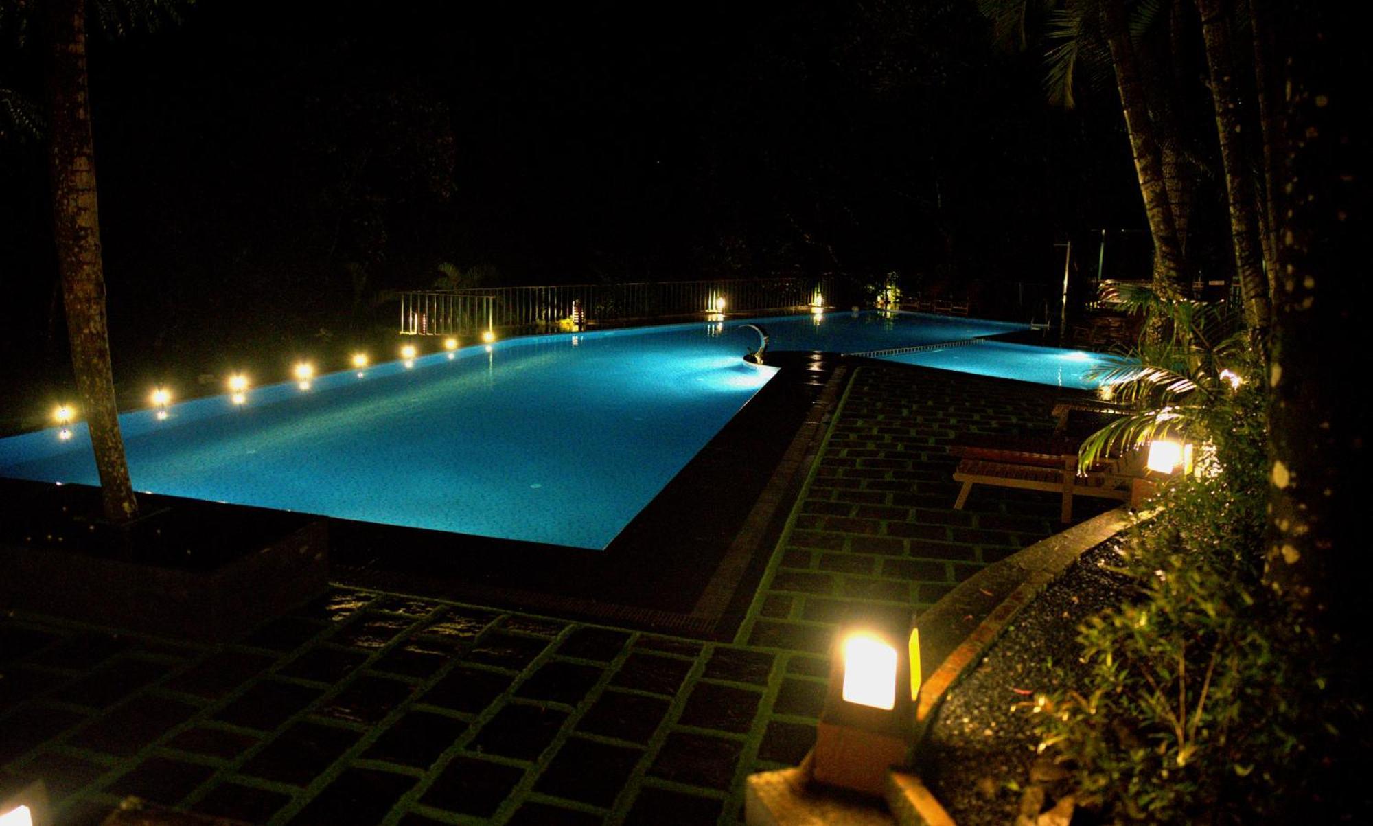 Wayanad Silverwoods Forest Resort & Spa Padinjarathara Extérieur photo