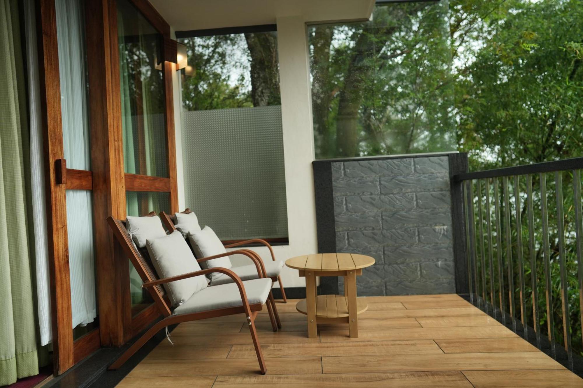 Wayanad Silverwoods Forest Resort & Spa Padinjarathara Extérieur photo