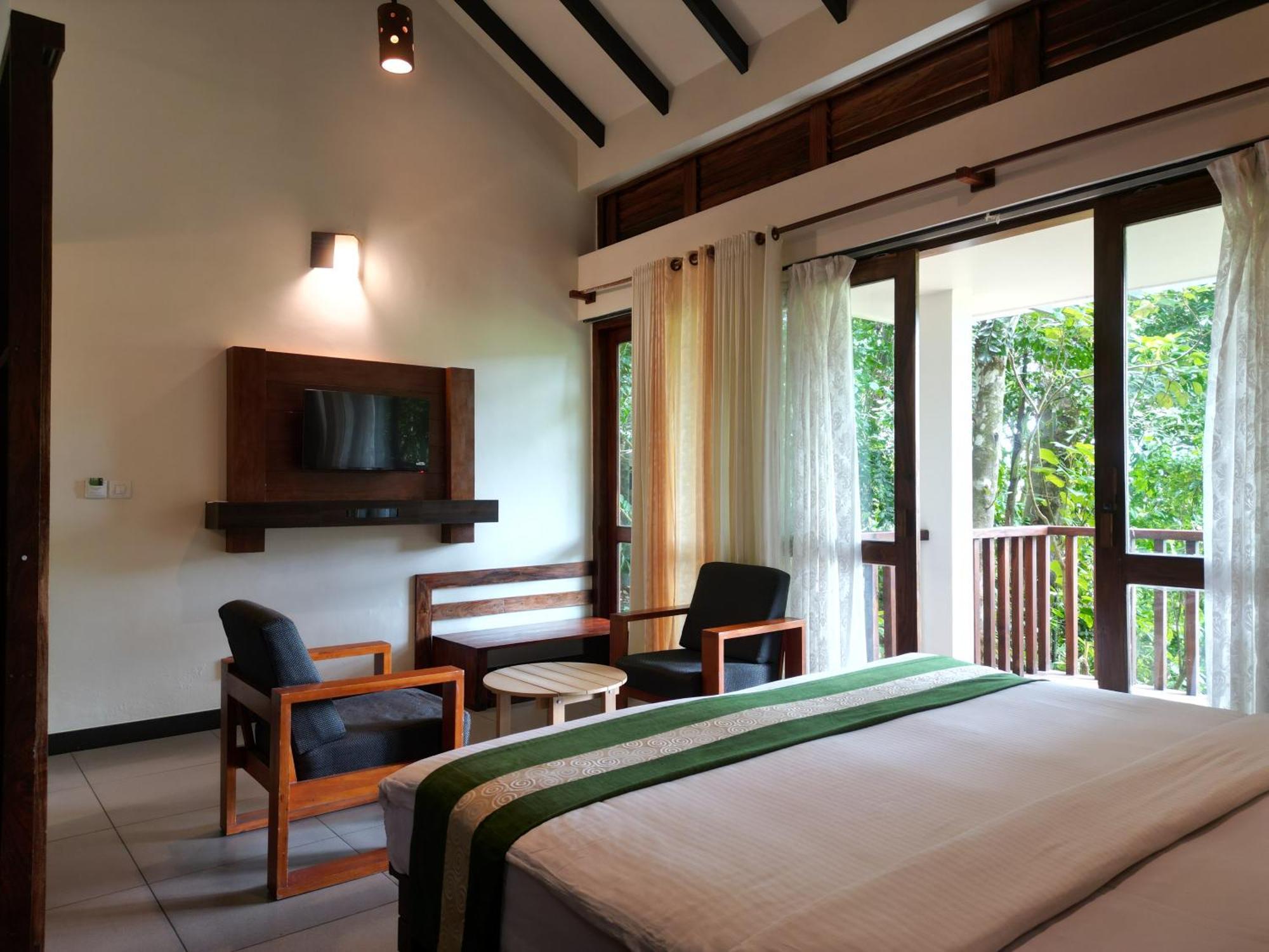 Wayanad Silverwoods Forest Resort & Spa Padinjarathara Extérieur photo